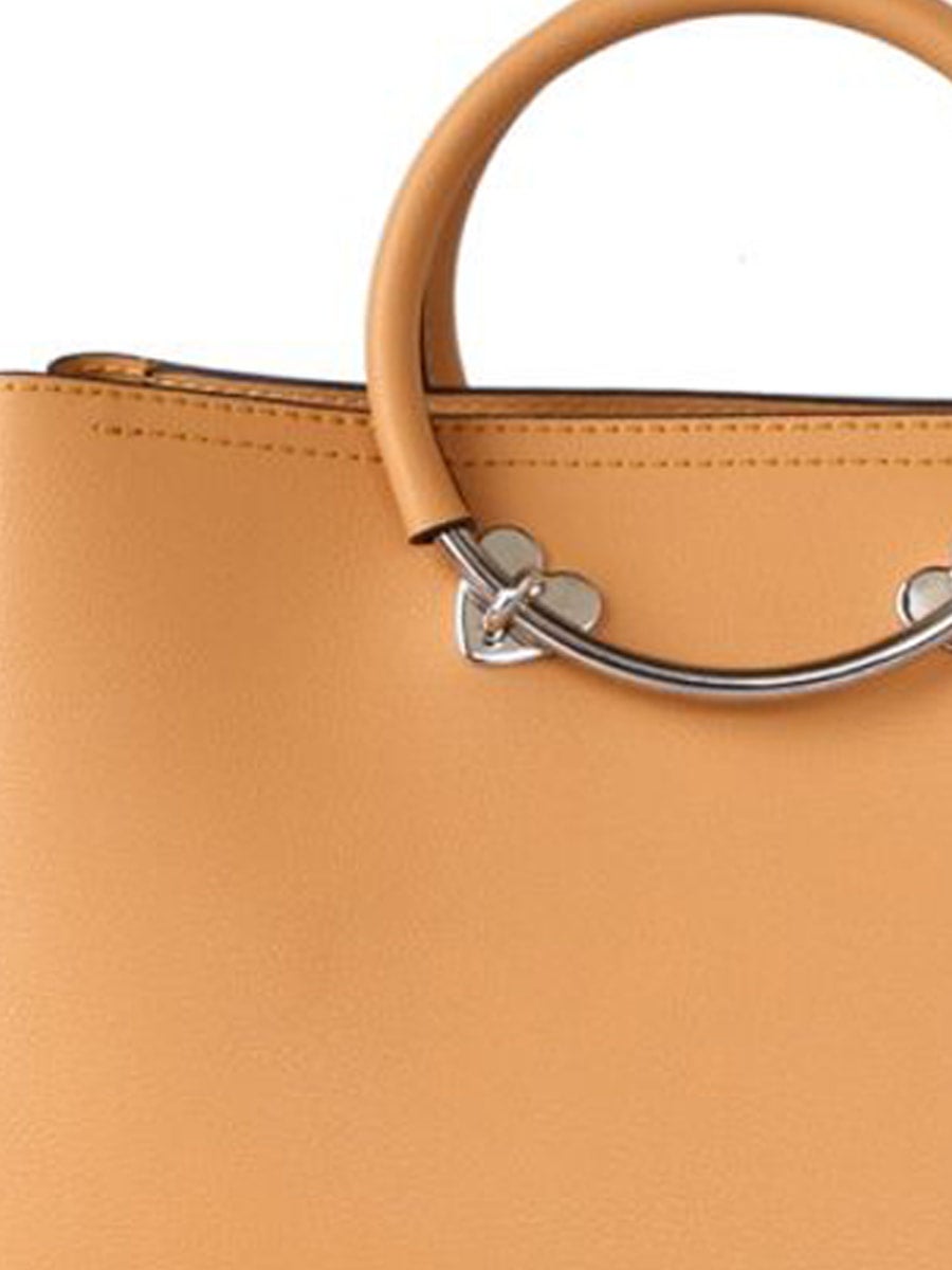 709 Red Cuckoo Handbag with Heart Detail so you boutique